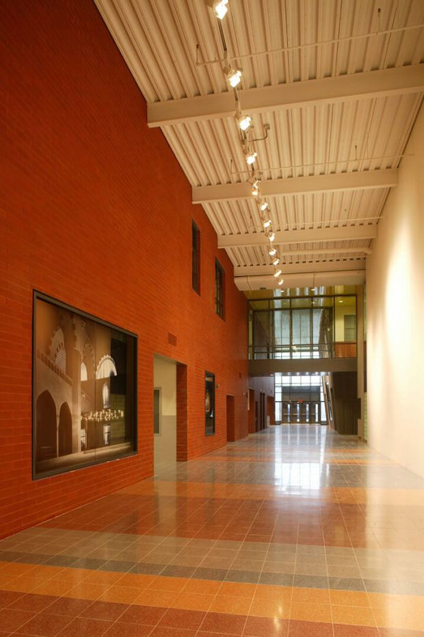 High School For Engineering Architecture Interior Design